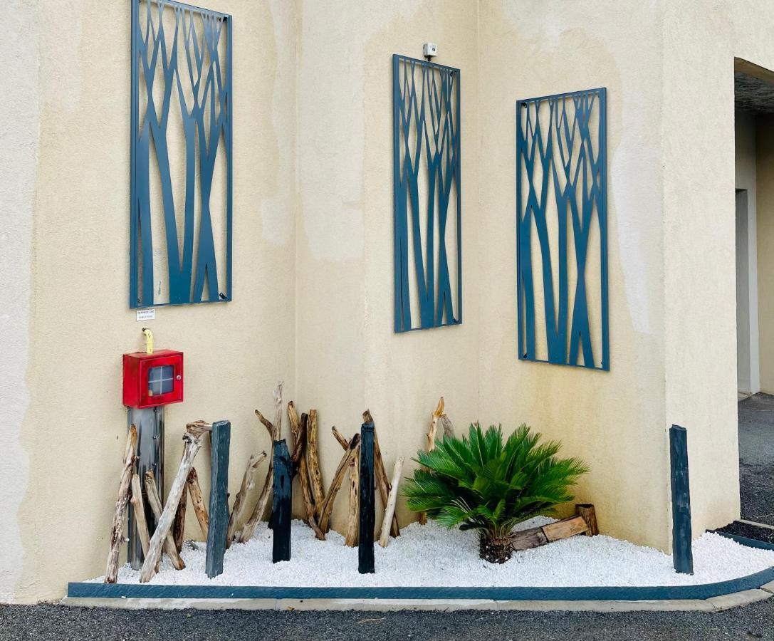 Ibis Cannes Mouans Sartoux Piscine Parking Gratuit Kültér fotó