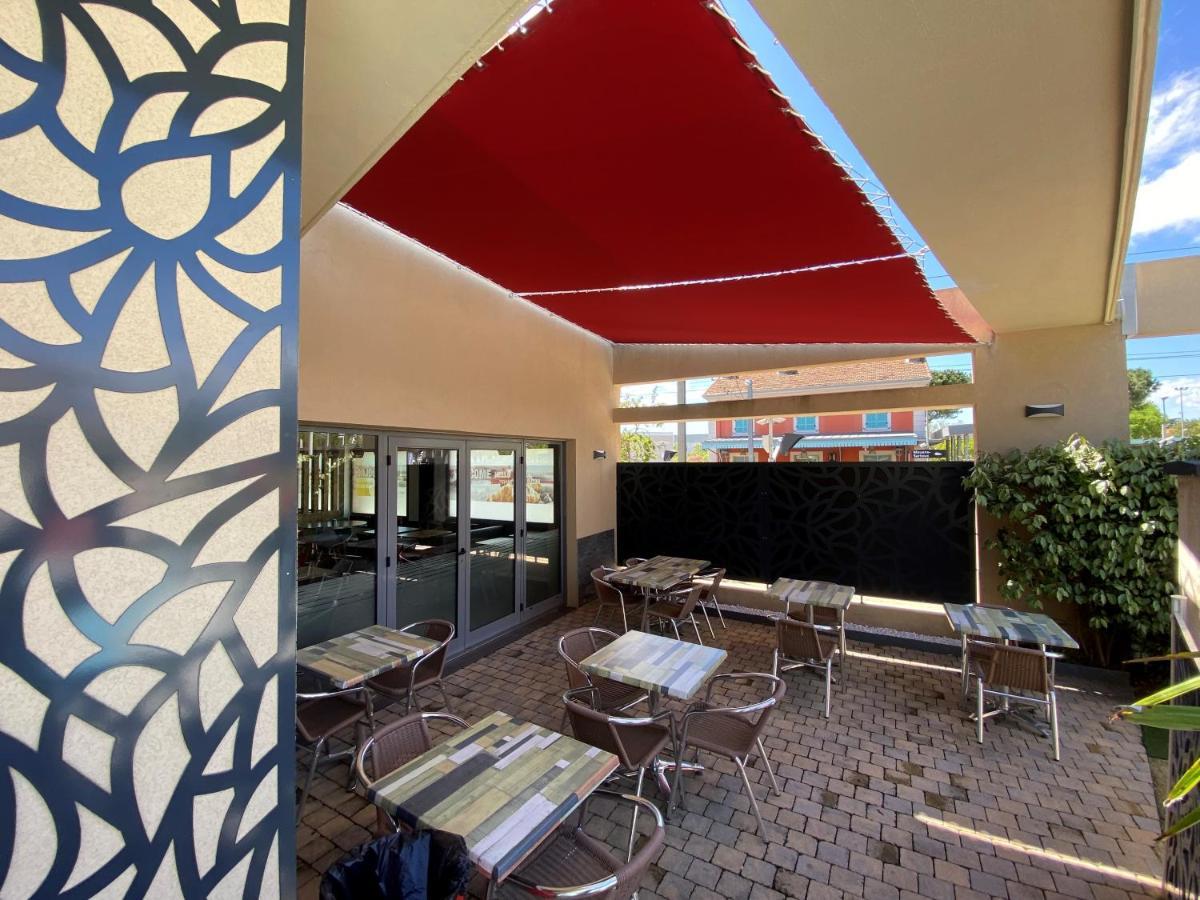 Ibis Cannes Mouans Sartoux Piscine Parking Gratuit Kültér fotó