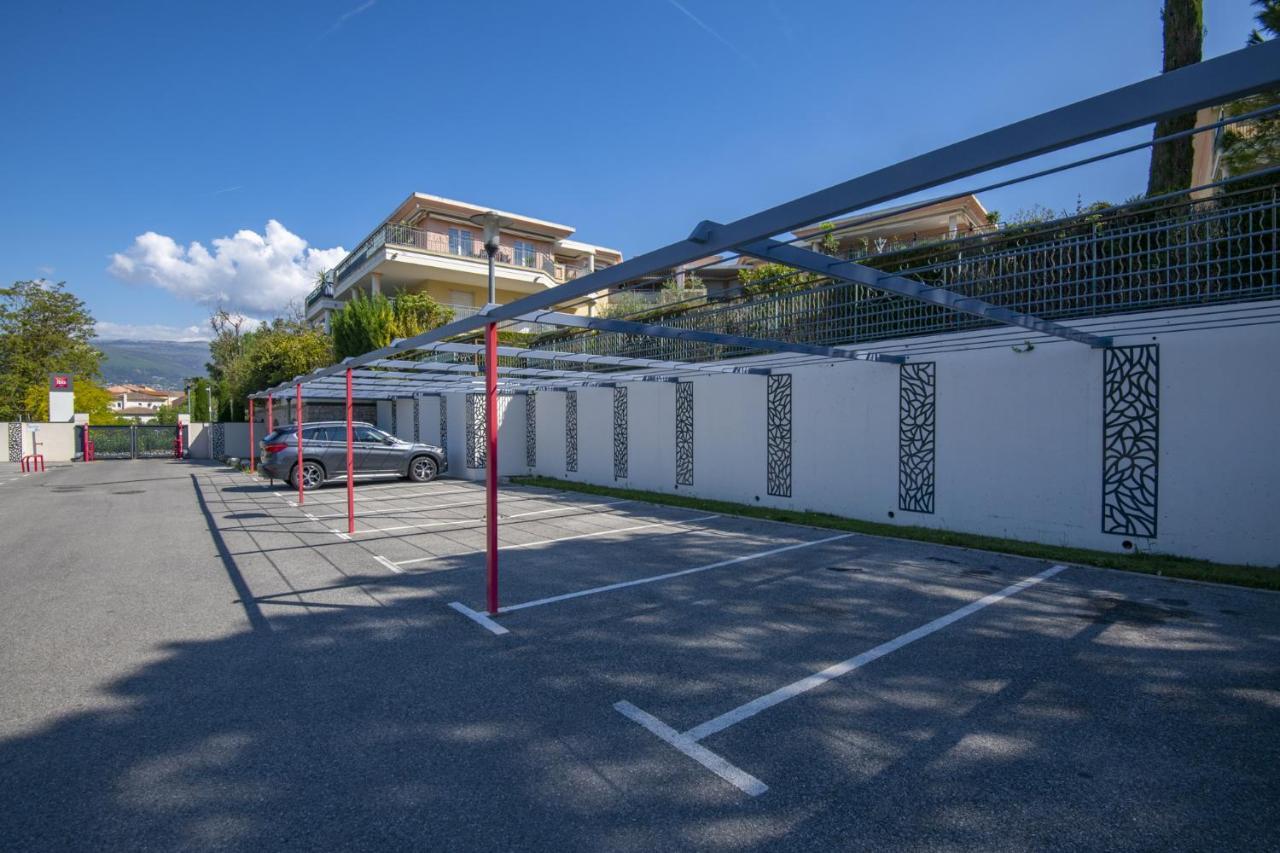 Ibis Cannes Mouans Sartoux Piscine Parking Gratuit Kültér fotó