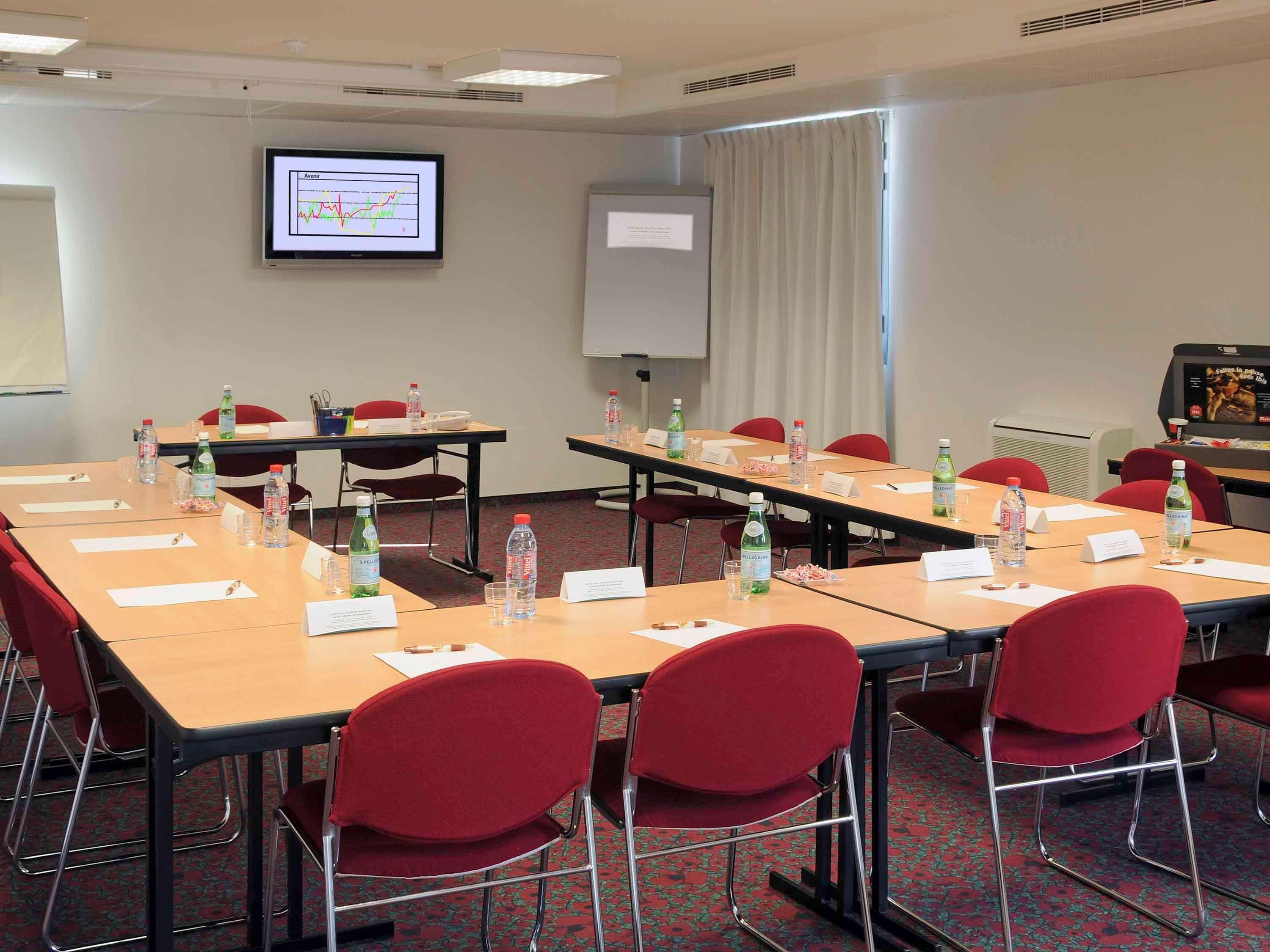 Ibis Cannes Mouans Sartoux Piscine Parking Gratuit Kültér fotó