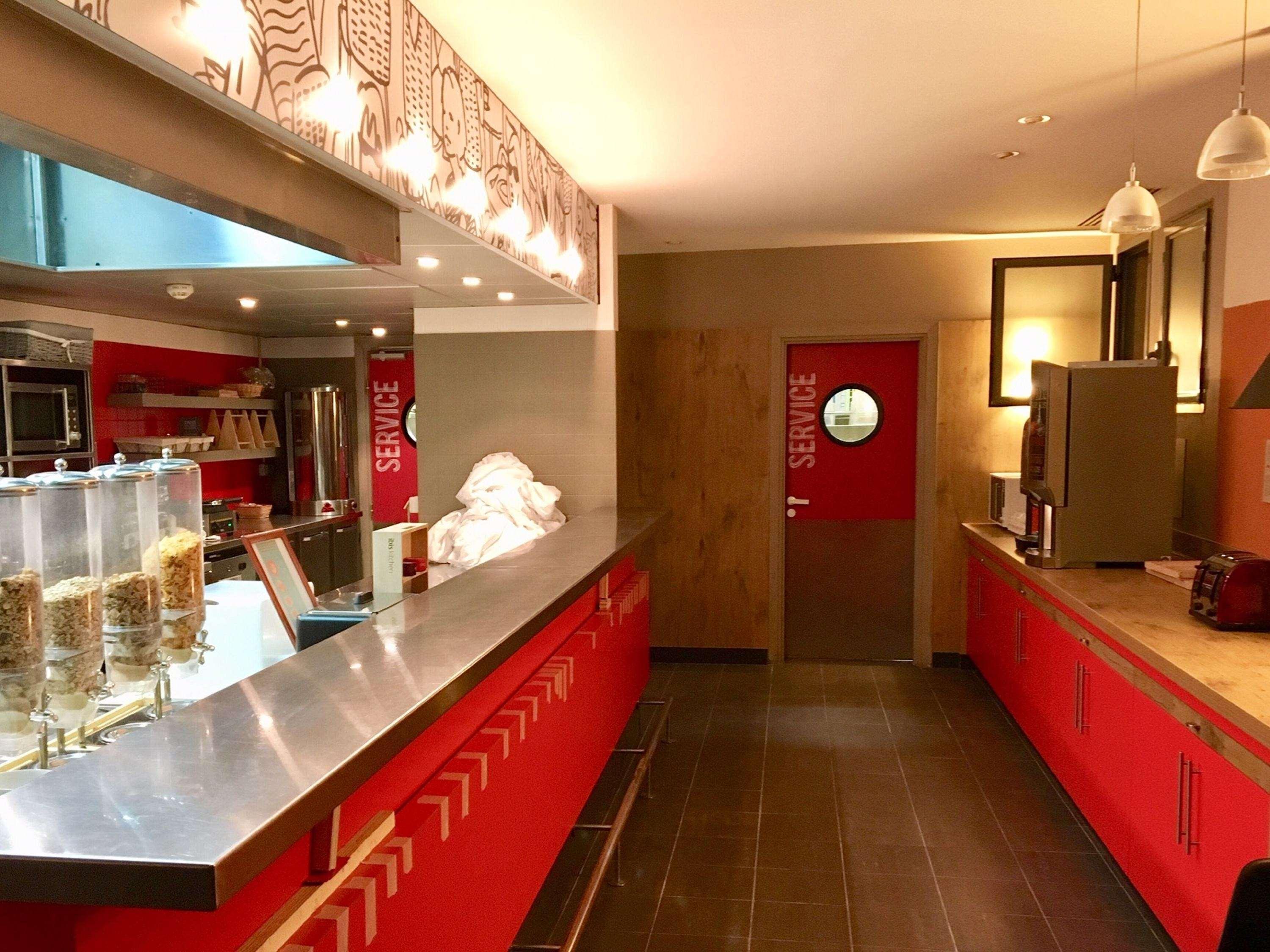 Ibis Cannes Mouans Sartoux Piscine Parking Gratuit Kültér fotó