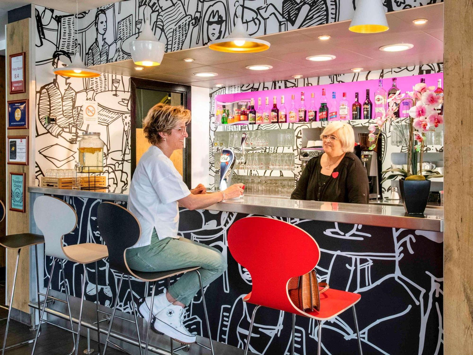 Ibis Cannes Mouans Sartoux Piscine Parking Gratuit Kültér fotó