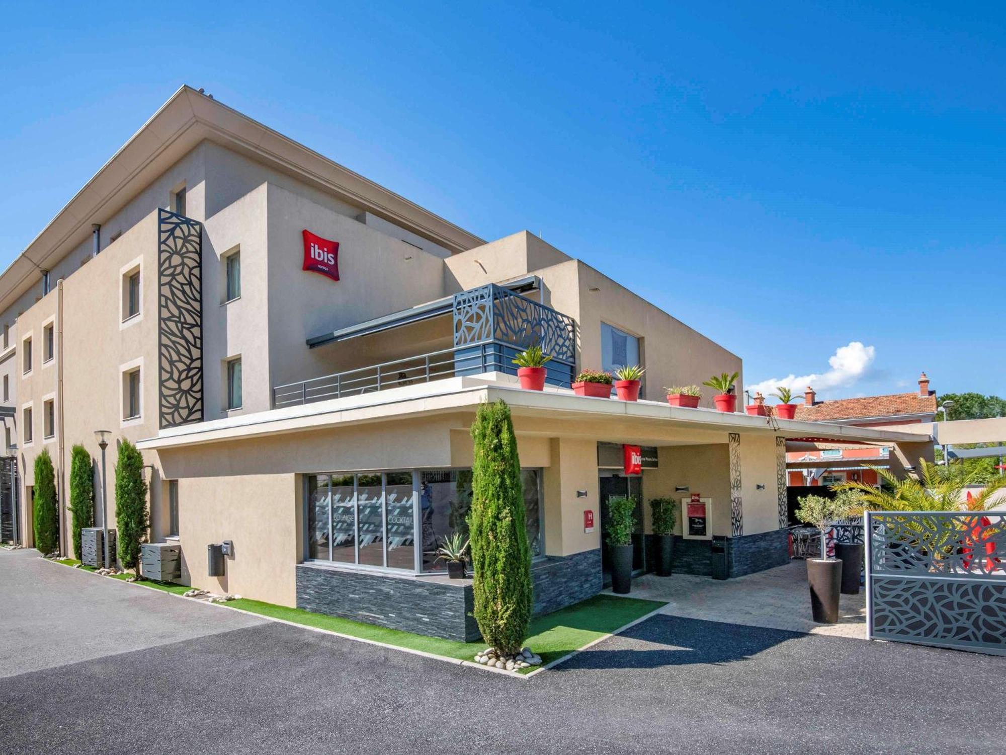 Ibis Cannes Mouans Sartoux Piscine Parking Gratuit Kültér fotó